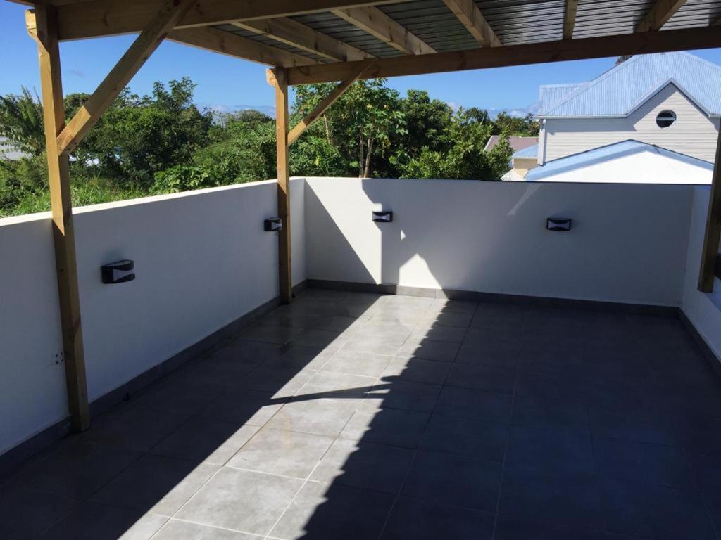 Ylang Residence Avec Piscine Chauffee & Jacuzzi Le Patelin Exterior foto