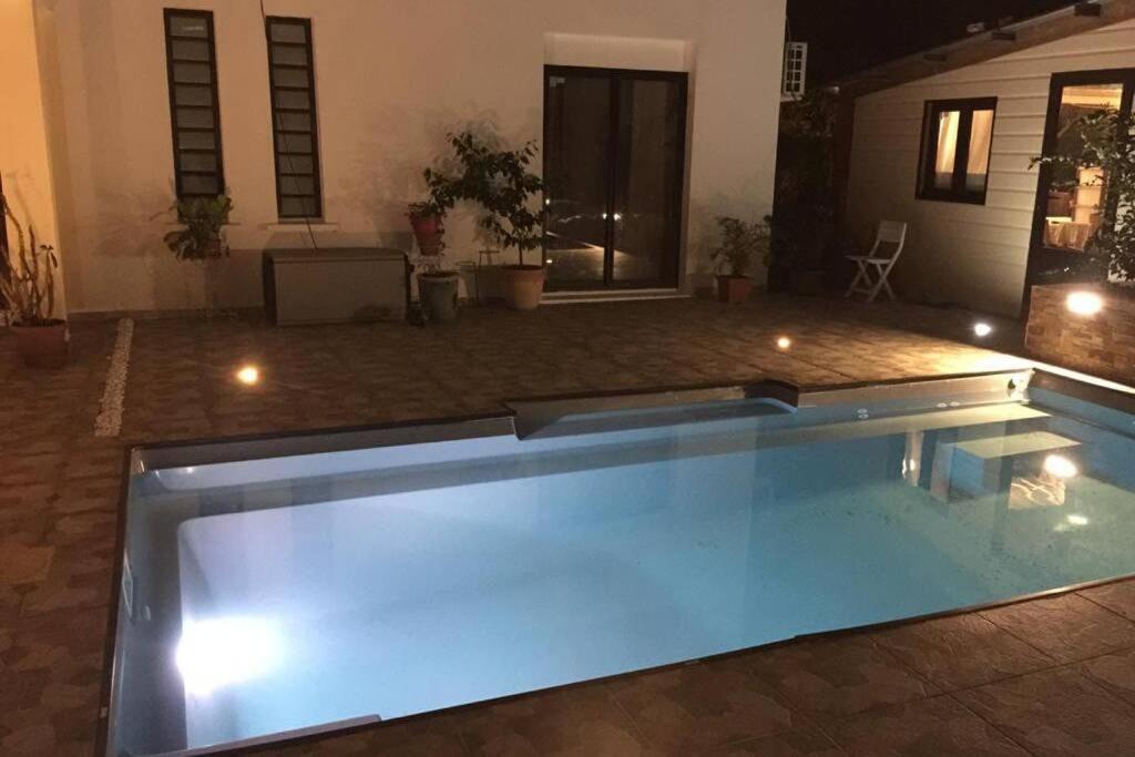 Ylang Residence Avec Piscine Chauffee & Jacuzzi Le Patelin Exterior foto